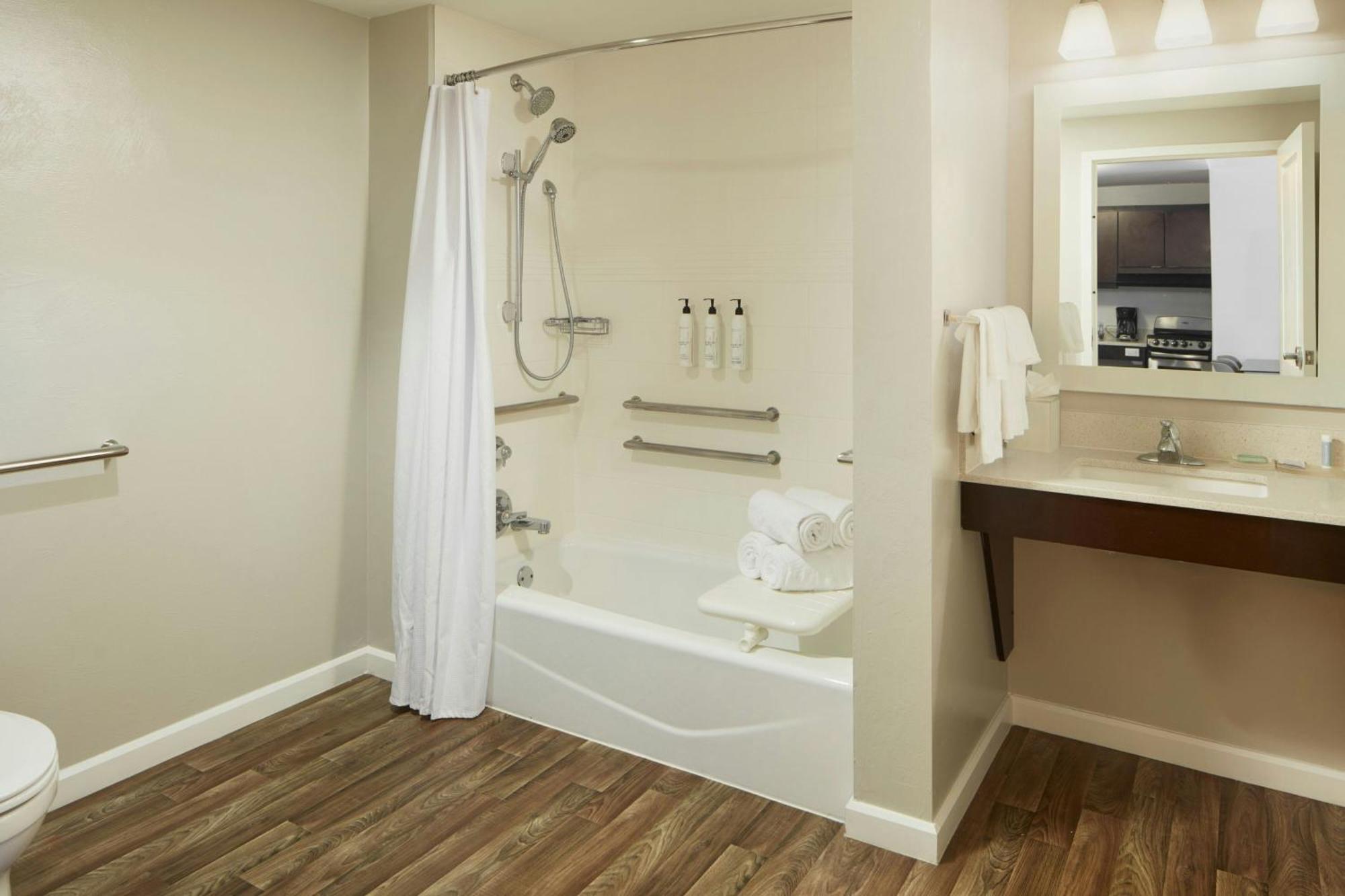 Towneplace Suites By Marriott Fort Myers אסטרו מראה חיצוני תמונה