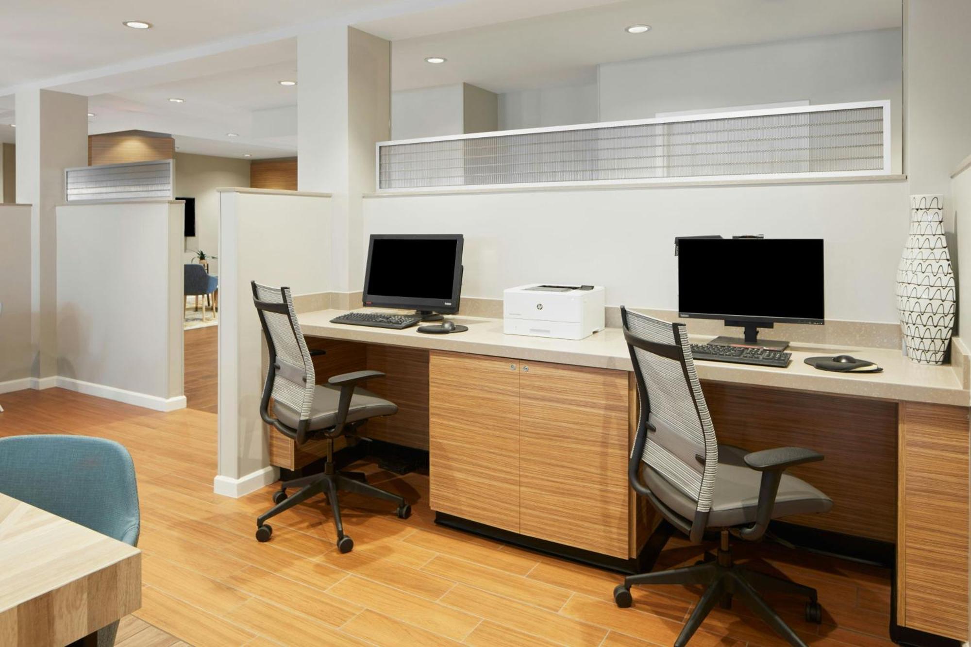 Towneplace Suites By Marriott Fort Myers אסטרו מראה חיצוני תמונה