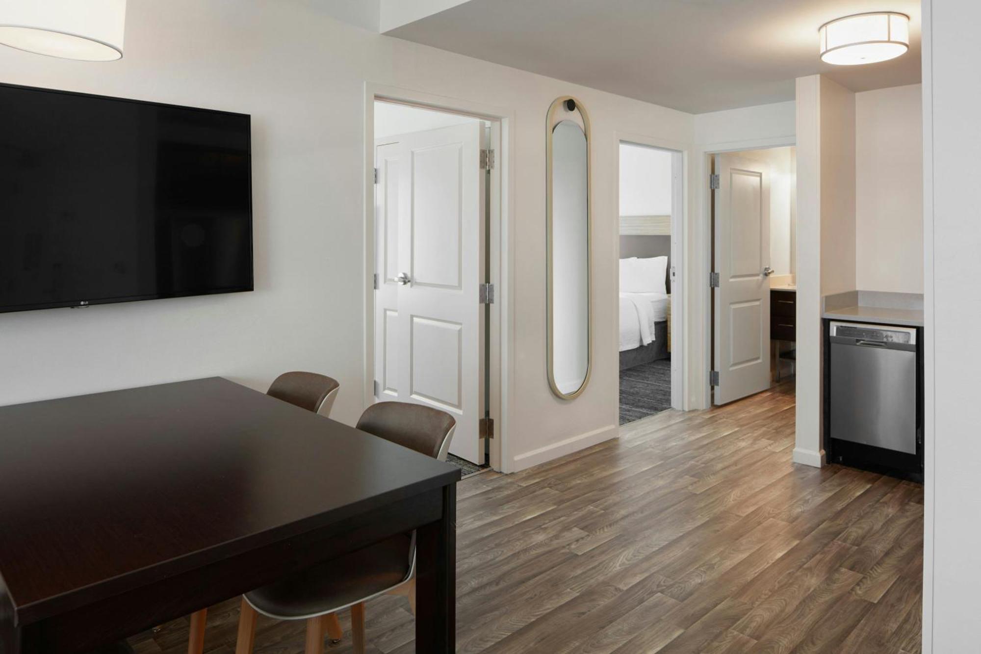 Towneplace Suites By Marriott Fort Myers אסטרו מראה חיצוני תמונה